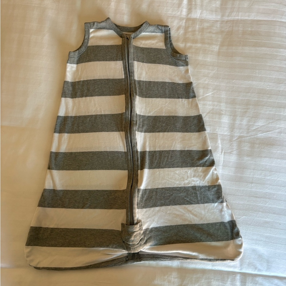Burts Bees 6-12 Month Sleeveless Sleep Sack Cozy Functional Baby Sleeper